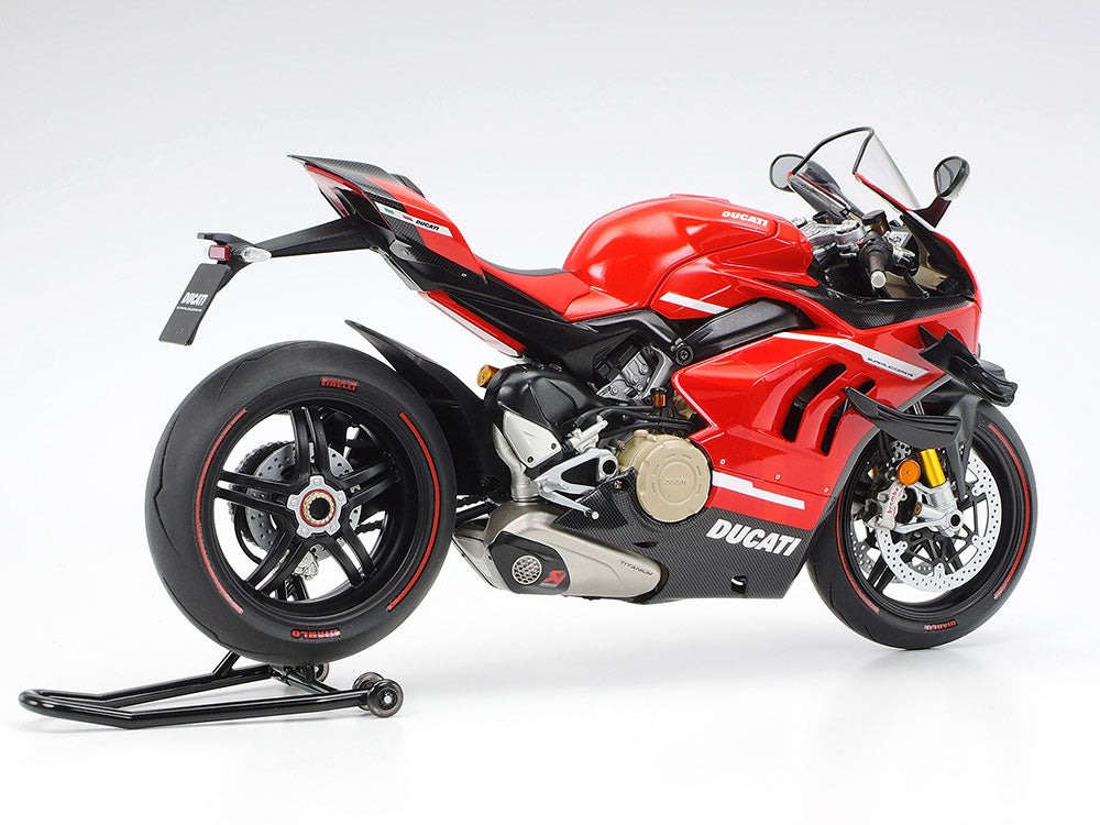 Tamiya Ducati Superleggera V4 (1:12)