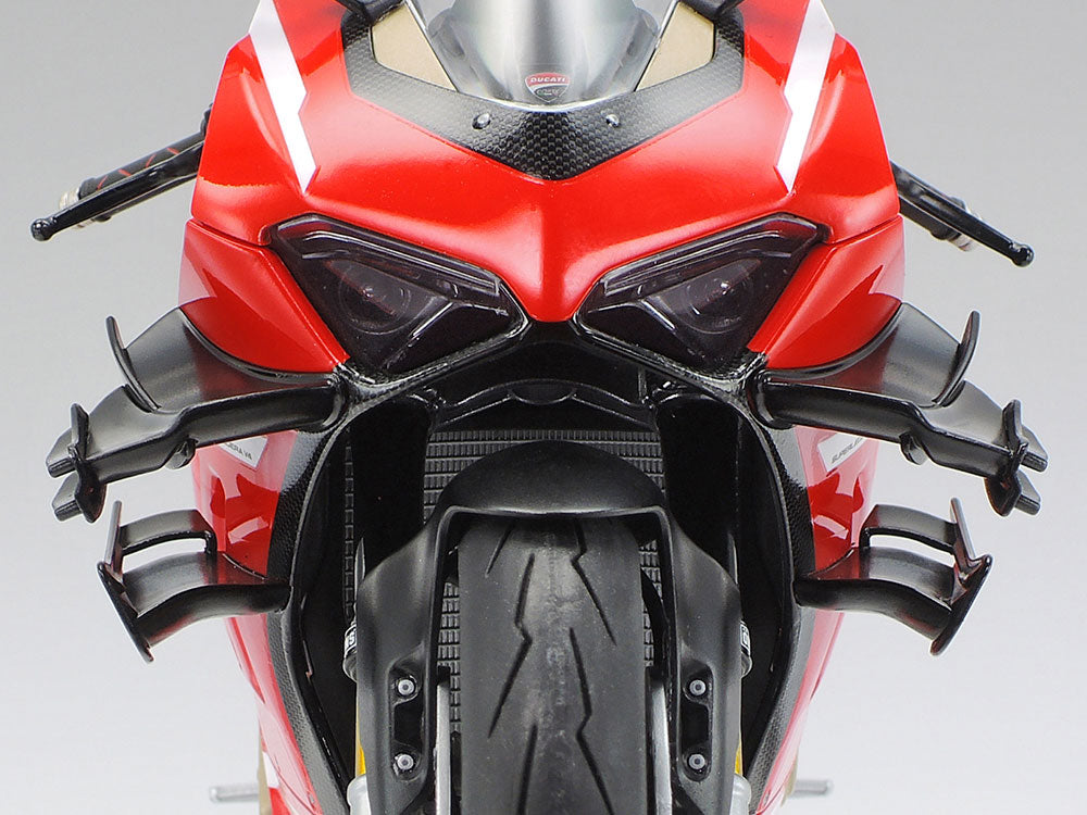 Tamiya Ducati Superleggera V4 (1:12)