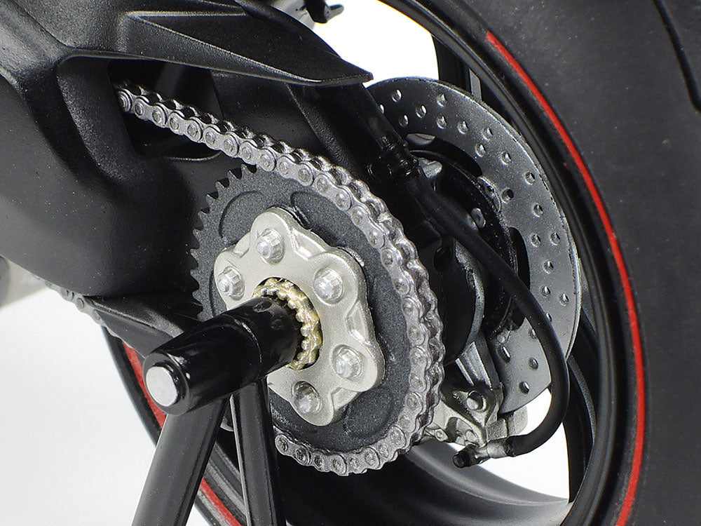 Tamiya Ducati Superleggera V4 (1:12)