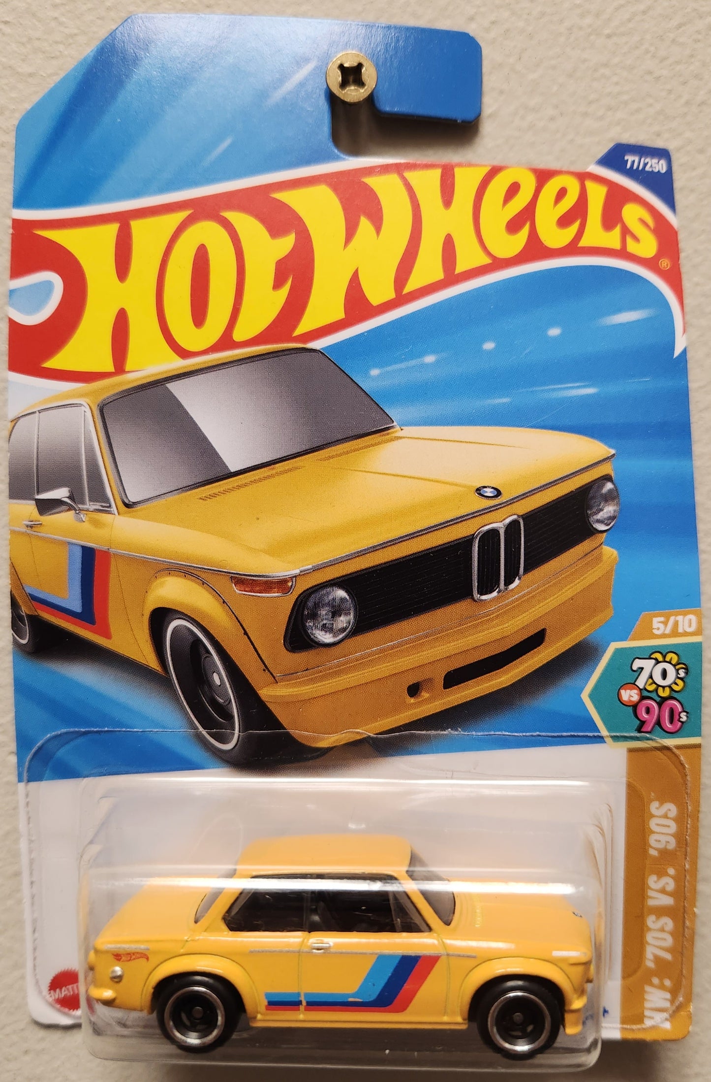 Hot Wheels BMW 2002 (1:64)