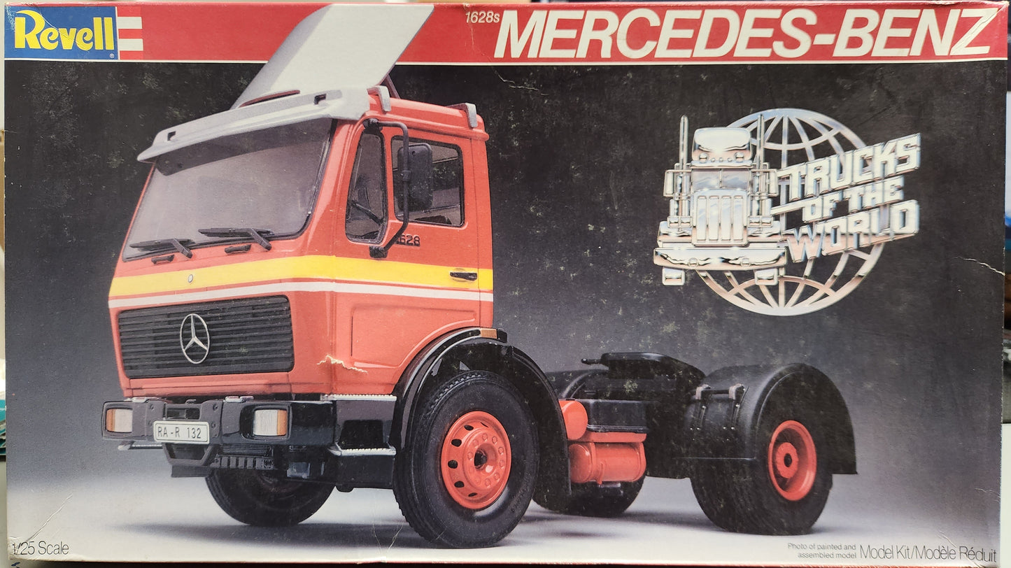 Revell Mercedes-Benz 1628 (1:25)