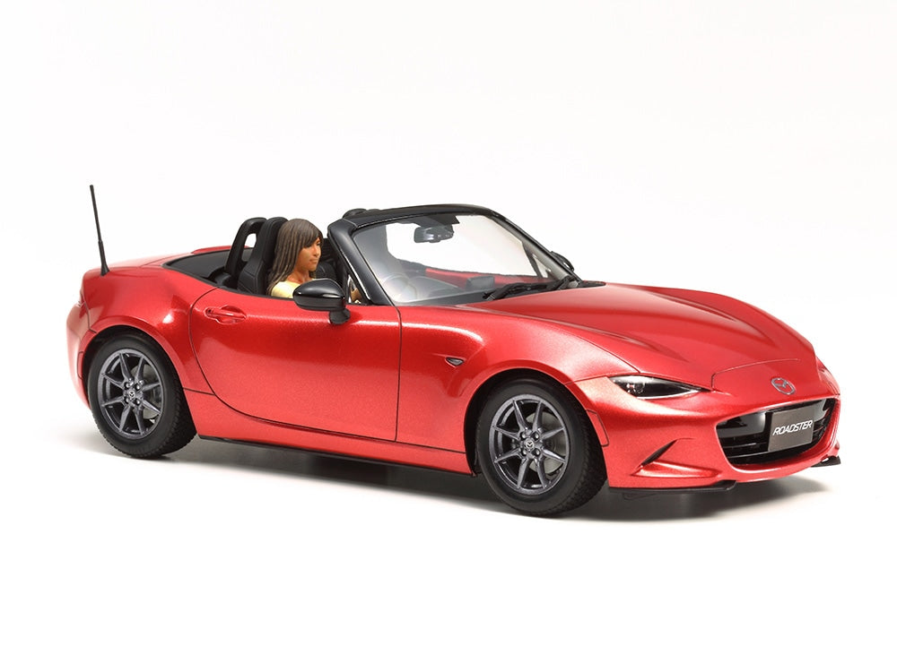 Tamiya Mazda MX-5 Roadster (1:24)