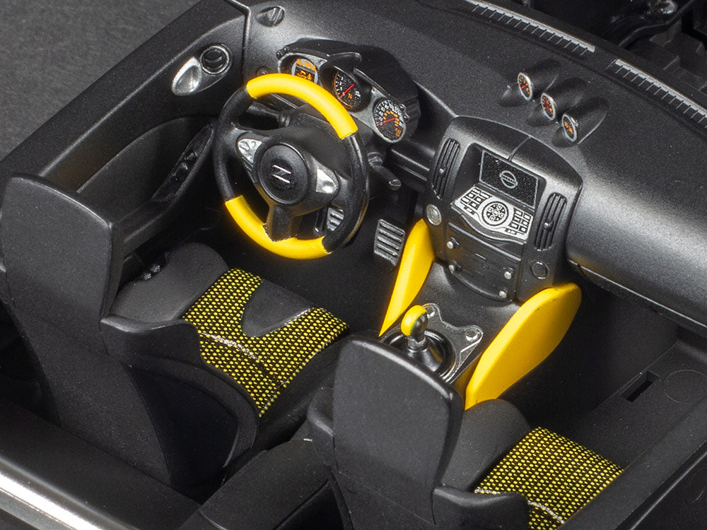 Tamiya Nissan 370Z Heritage Edition (1:24)