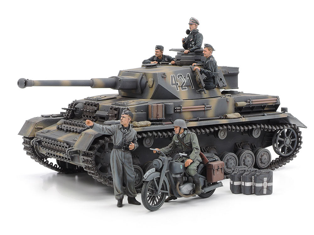Tamiya Panzerkampfwagen IV Ausf.G Early Production & Motorcycle - Eastern Front (1:35)