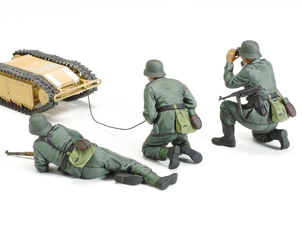 Tamiya German Assault Pioneer Team & Goliath Set (1:35)