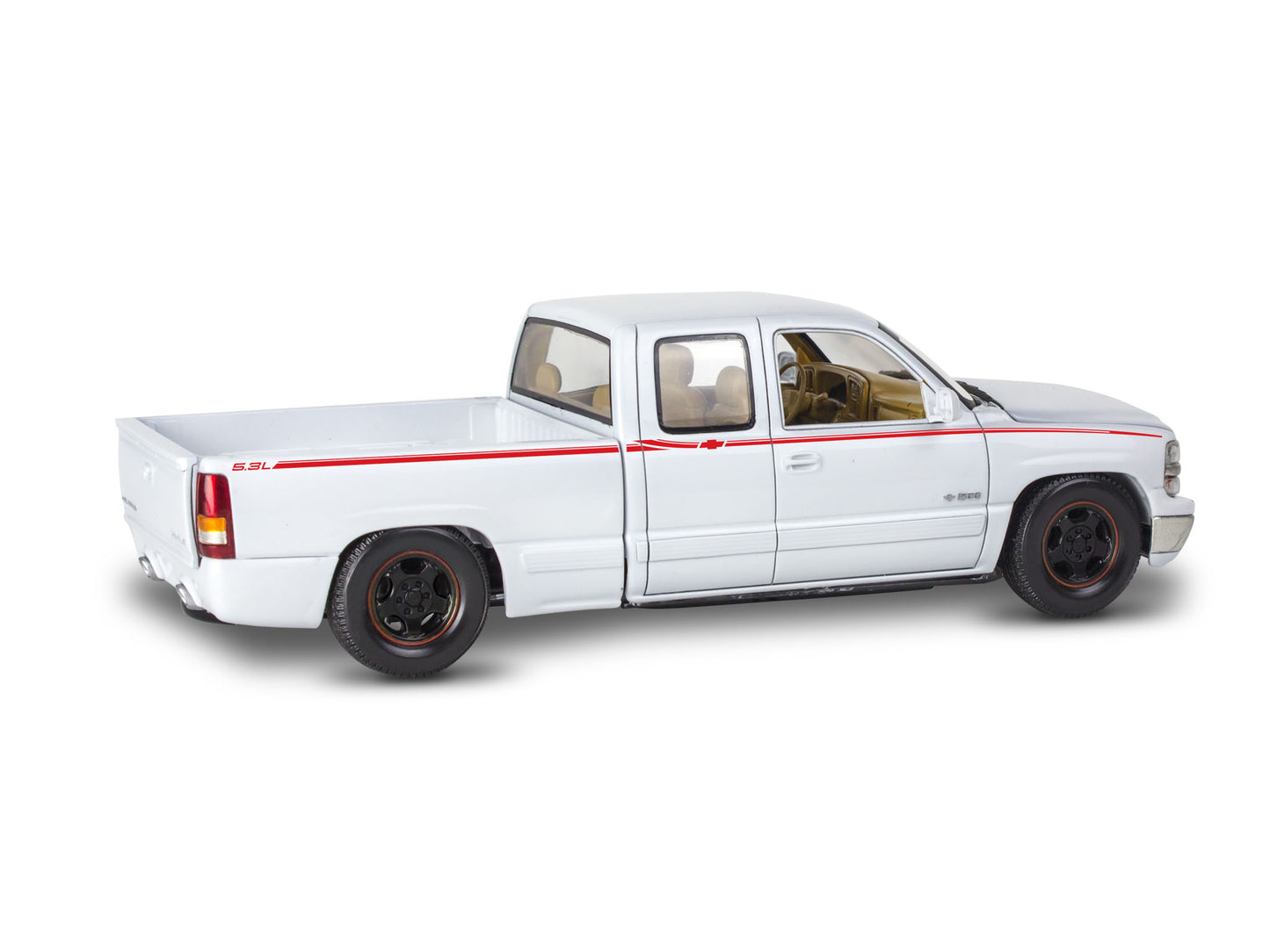 Revell '99 Chevy Silverado Street Pickup (1:25)