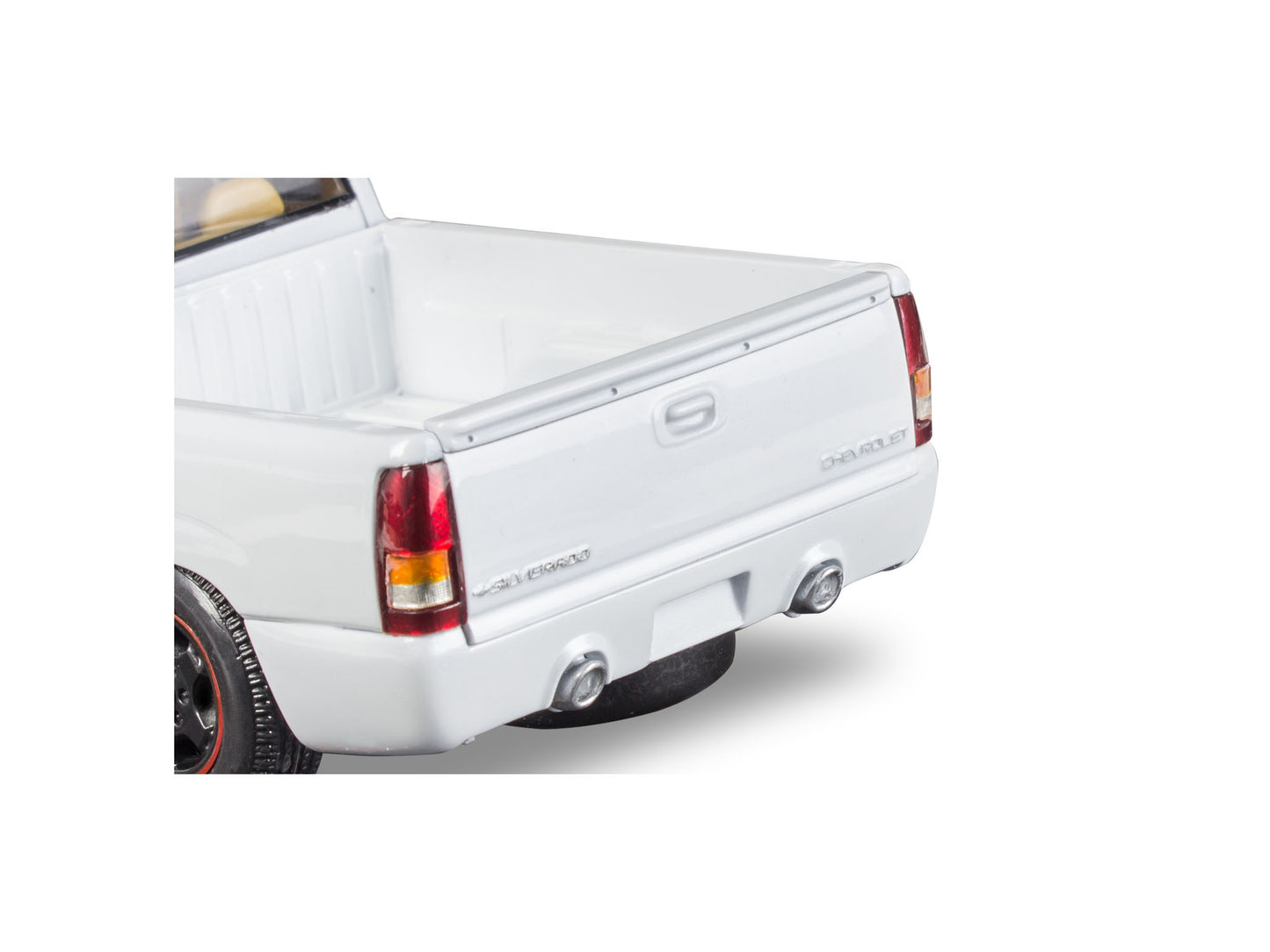 Revell '99 Chevy Silverado Street Pickup (1:25)