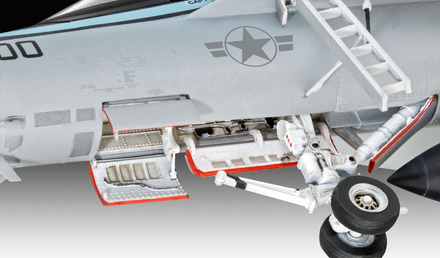 Revell Maverick's F/A-18E Super Hornet - Top Gun Maverick (1:48)
