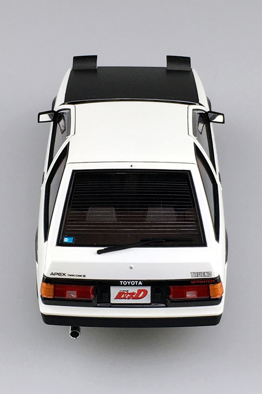 Aoshima Initial-D Fujiwara Takumi Toyota AE86 Trueno Project D Version (1:24)