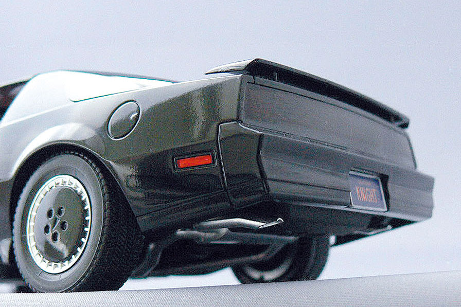 Aoshima Knight Rider Season Four K.I.T.T. (1:24)