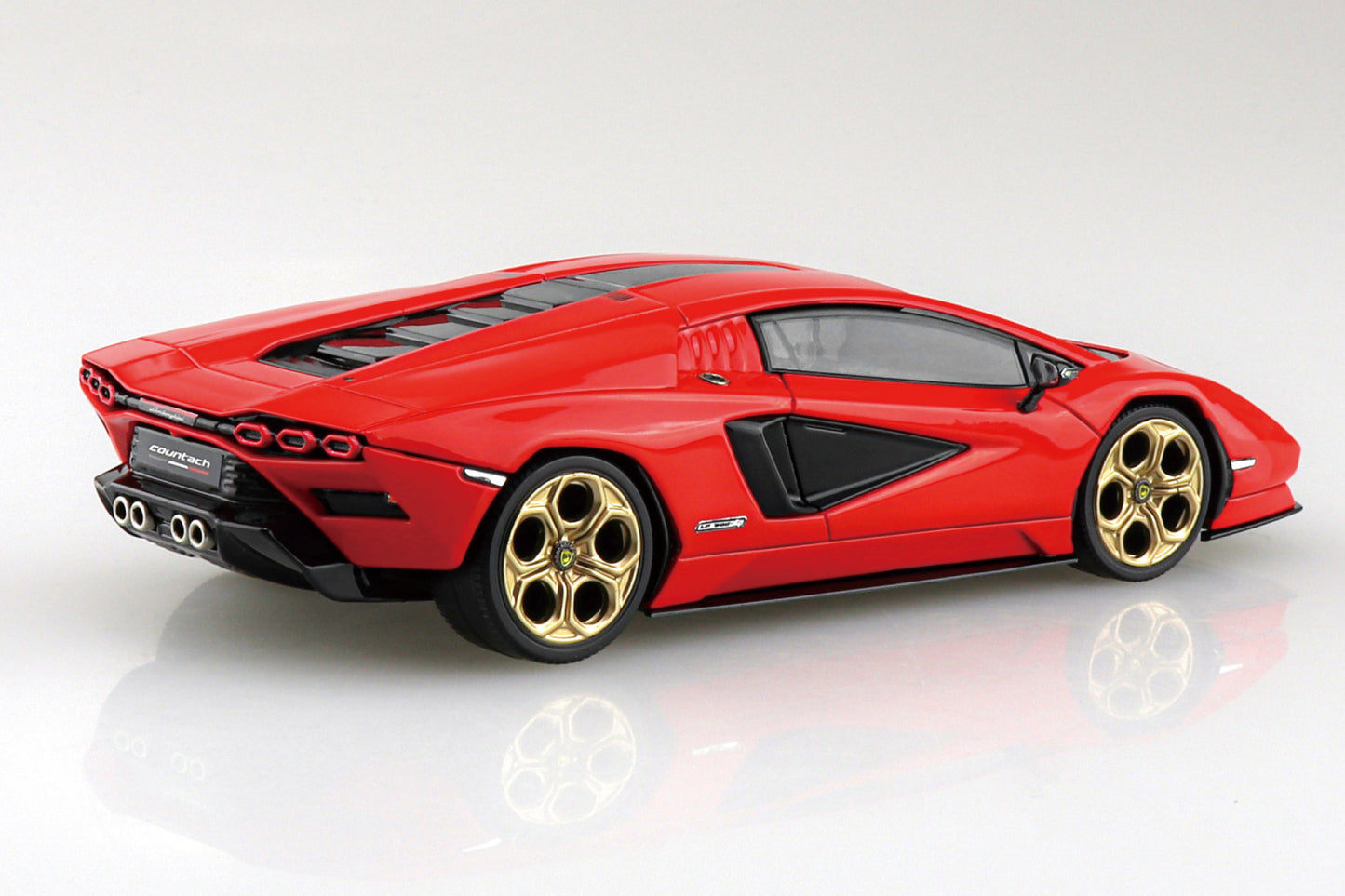 Aoshima Snap Kit Lamborghini Countach LPI 800-4 - Red (1:32)