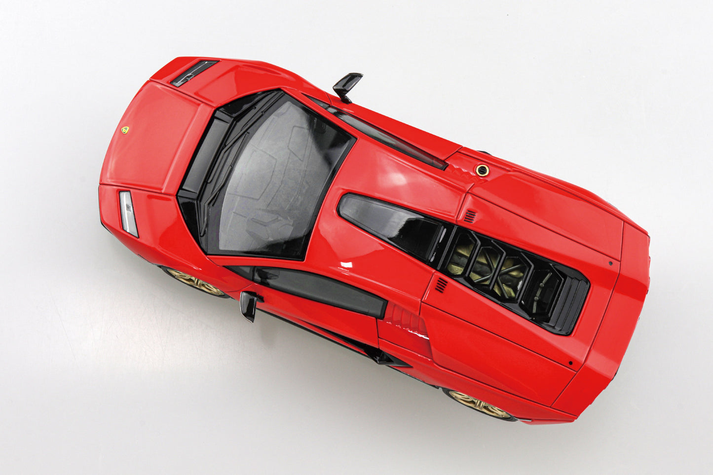 Aoshima Snap Kit Lamborghini Countach LPI 800-4 - Red (1:32)