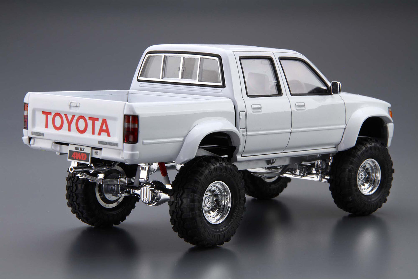 Aoshima 1994 Toyota Hilux LN107 Double Cab Lift-Up (1:24)