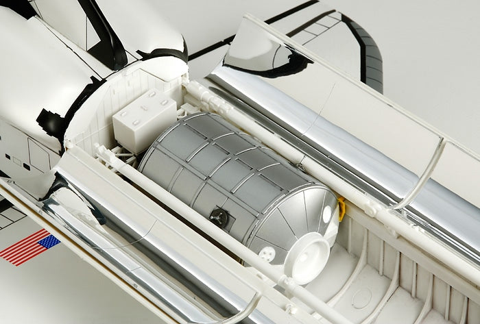 Tamiya Space Shuttle Atlantis (1:100)