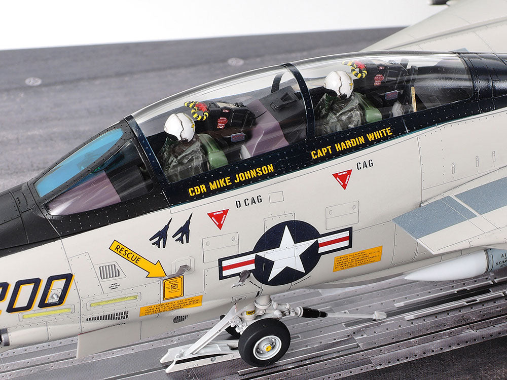 Tamiya Grumman F-14A Tomcat (Late Model) Carrier Launch Set (1:48)