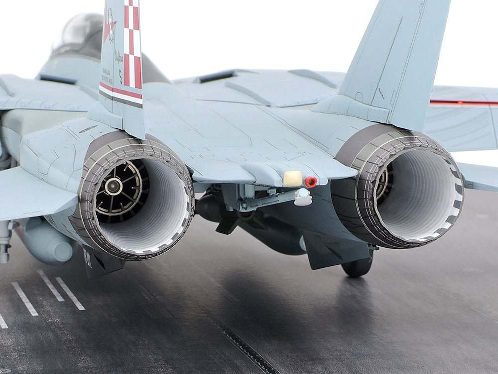 Tamiya Grumman F-14A Tomcat (Late Model) Carrier Launch Set (1:48)