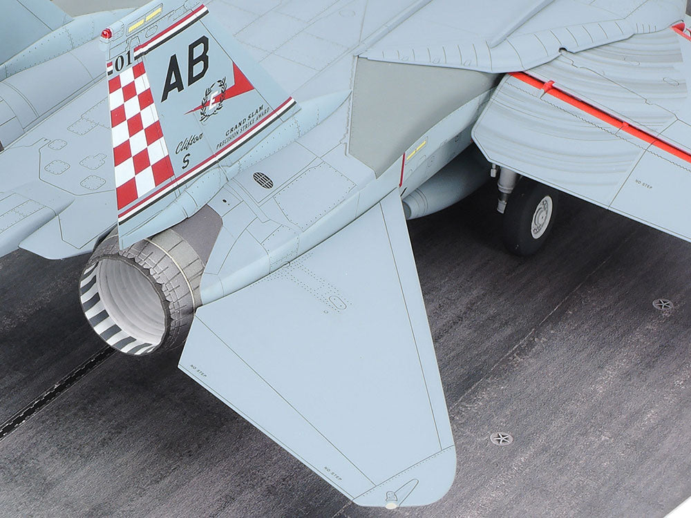 Tamiya Grumman F-14A Tomcat (Late Model) Carrier Launch Set (1:48)