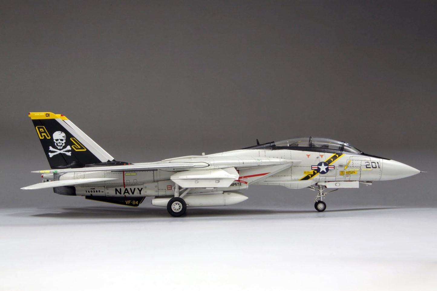 Fine Molds U.S. Navy F-14A Tomcat (1:72)
