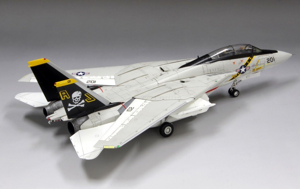 Fine Molds U.S. Navy F-14A Tomcat (1:72)