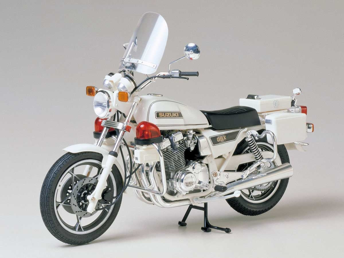Tamiya Suzuki GSX750 Police Bike (1:12)