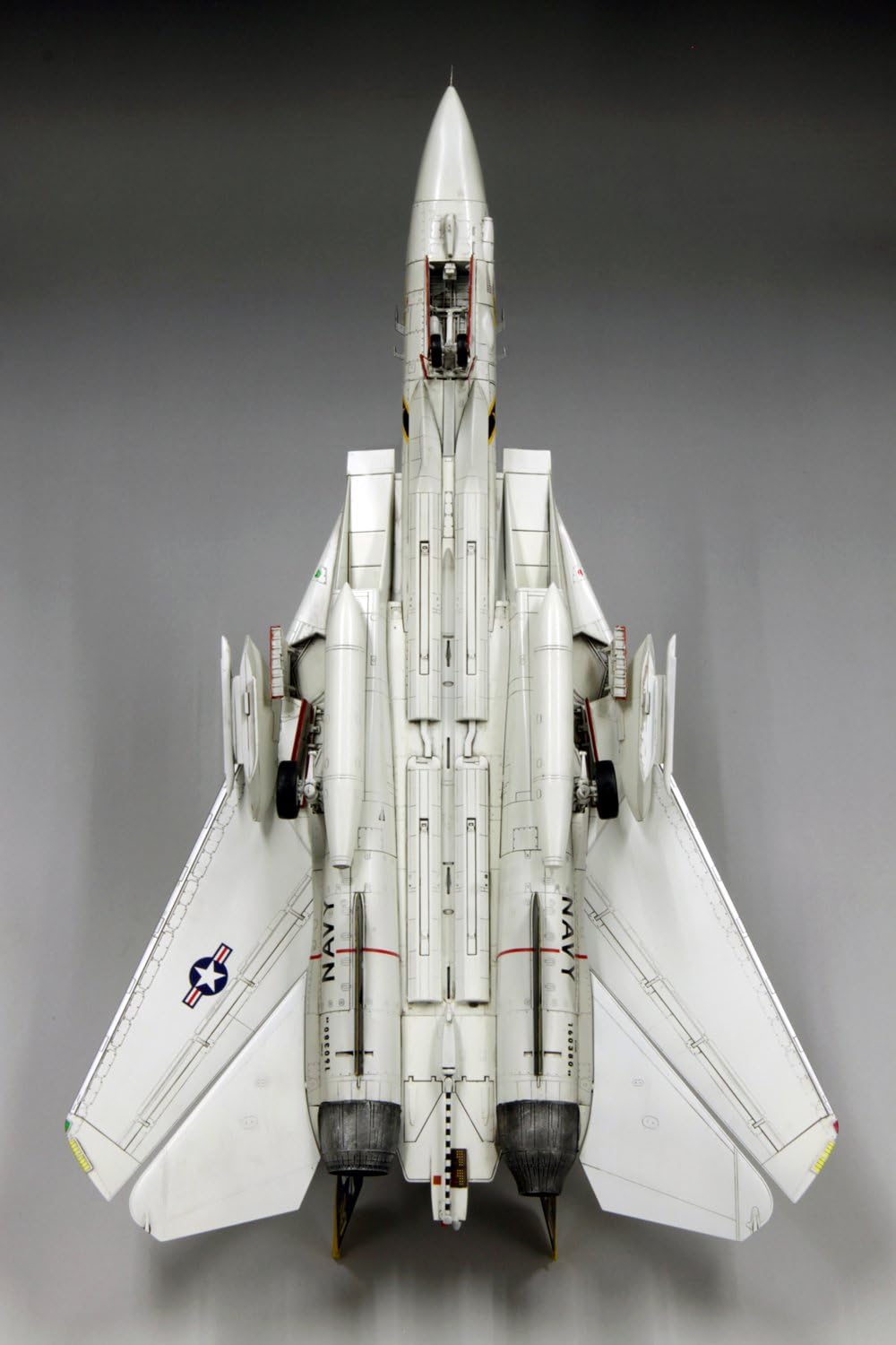 Fine Molds U.S. Navy F-14A Tomcat (1:72)