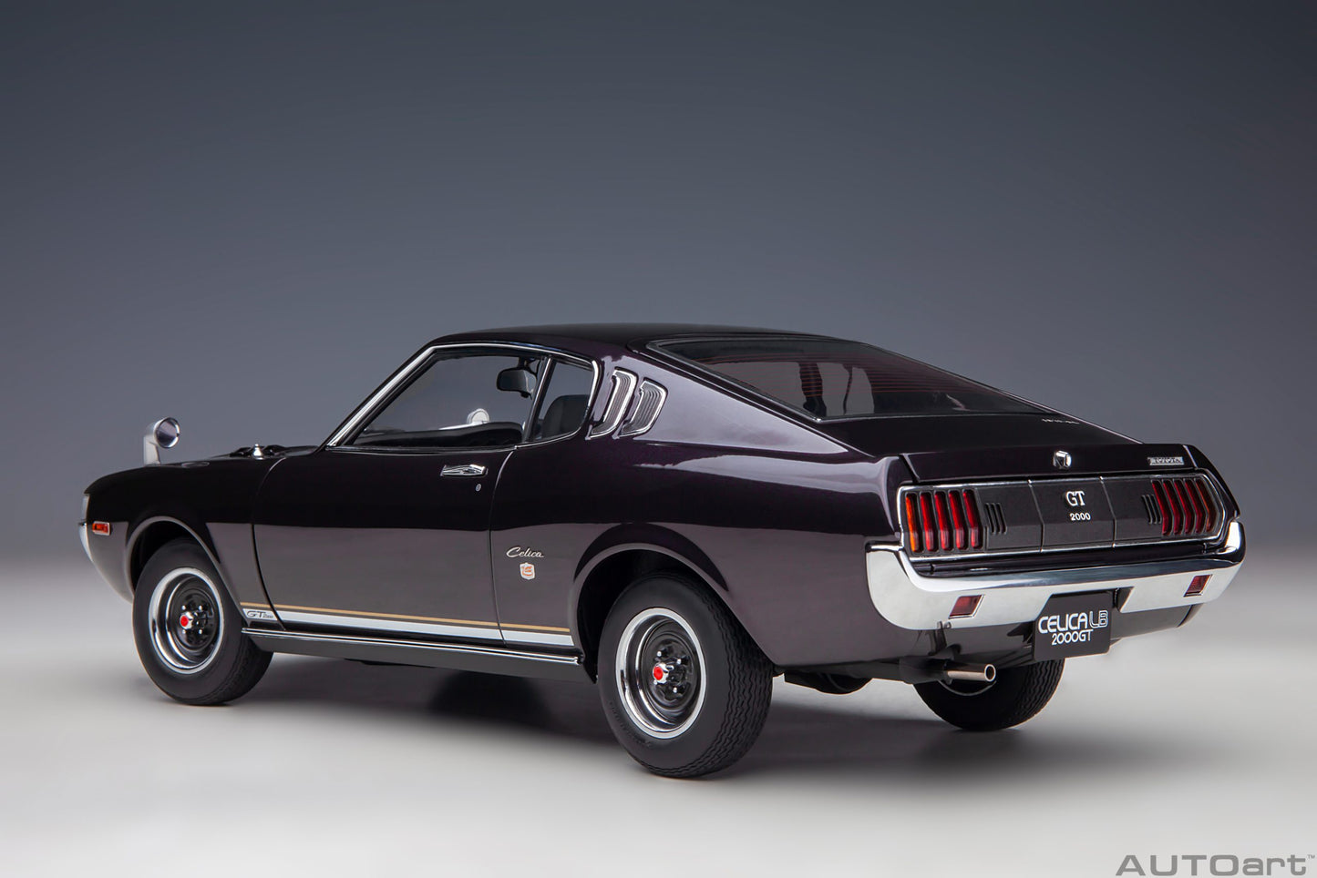 AUTOart 1973 Toyota Celica Liftback 2000GT (RA25) - Dark Purple Metallic (1:18)