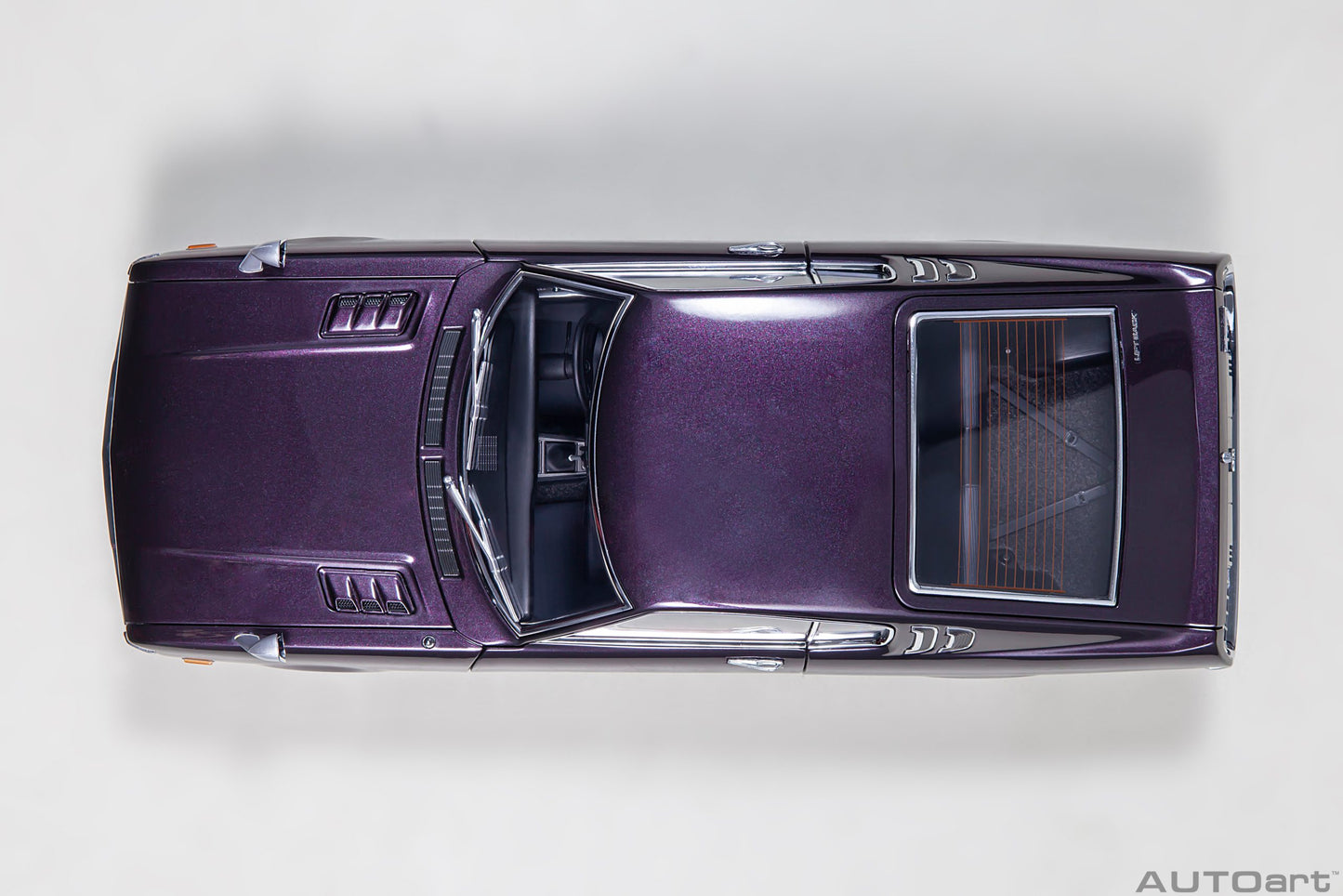 AUTOart 1973 Toyota Celica Liftback 2000GT (RA25) - Dark Purple Metallic (1:18)