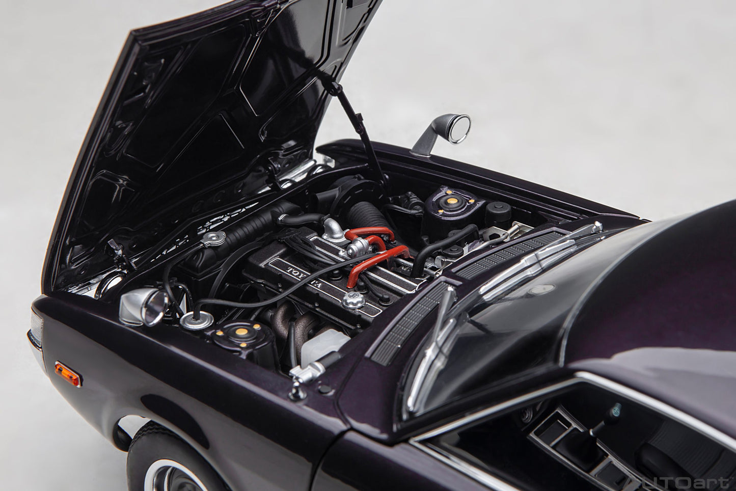 AUTOart 1973 Toyota Celica Liftback 2000GT (RA25) - Dark Purple Metallic (1:18)