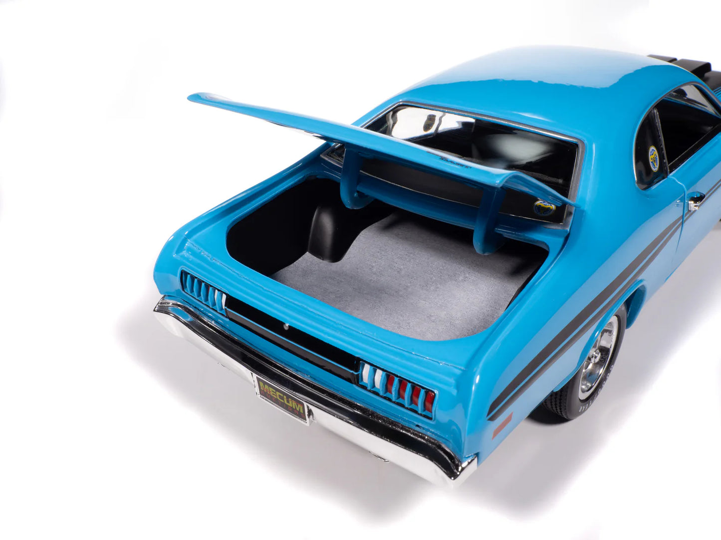 Auto World Mecum Auctions 1972 Dodge Demon GSS - Petty Blue (1:18)