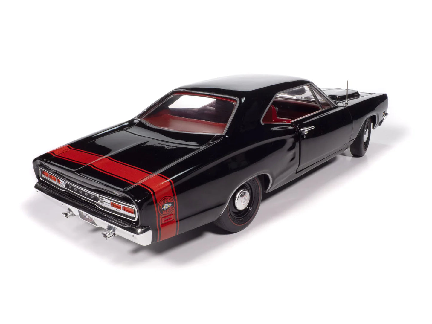 Auto World MCACN 1969 Dodge Coronet Super Bee - Gloss Black (1:18)