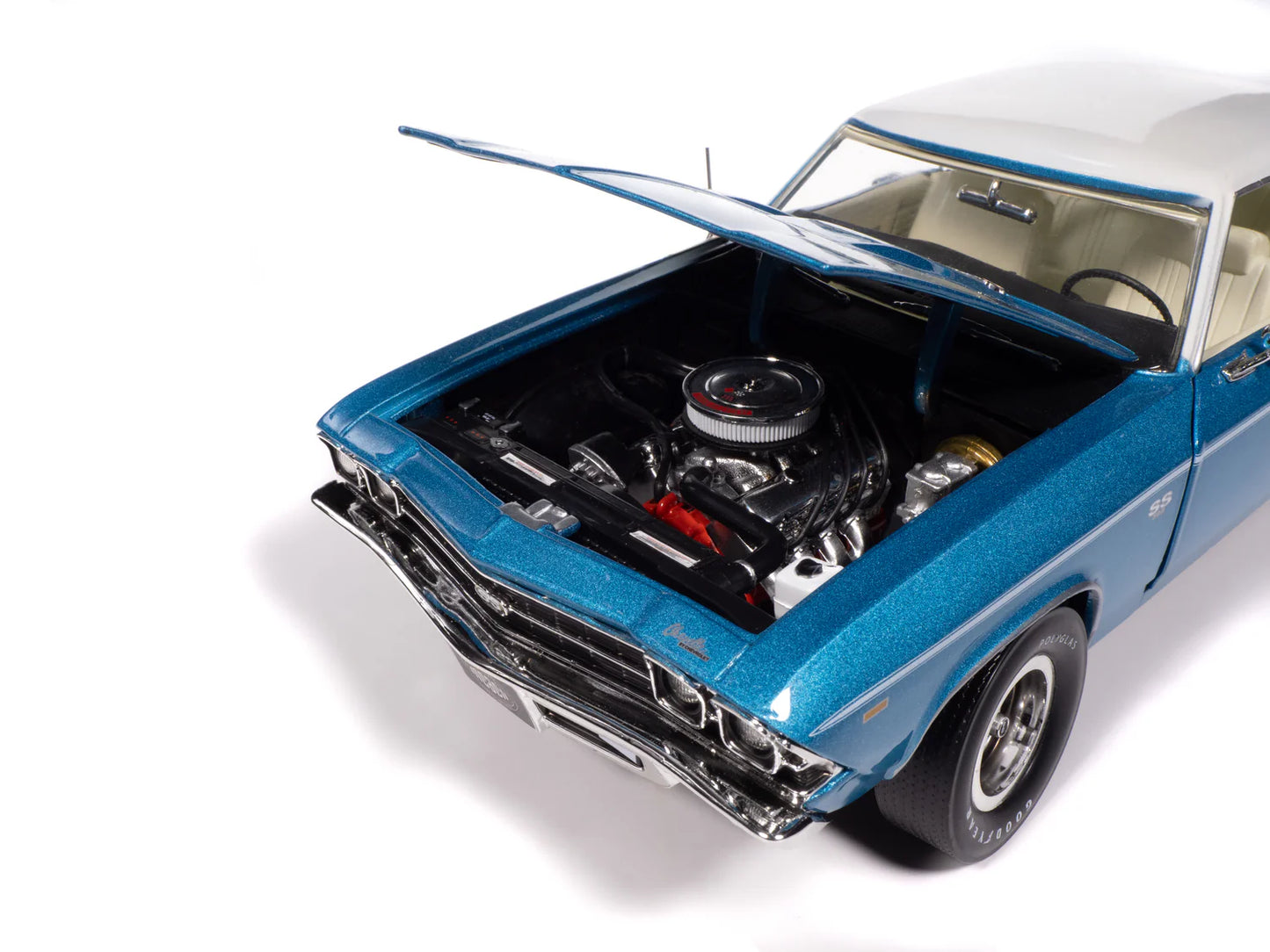 Auto World MCACN 1969 Chevy Chevelle SS 396 - Azure Turquoise (1:18)
