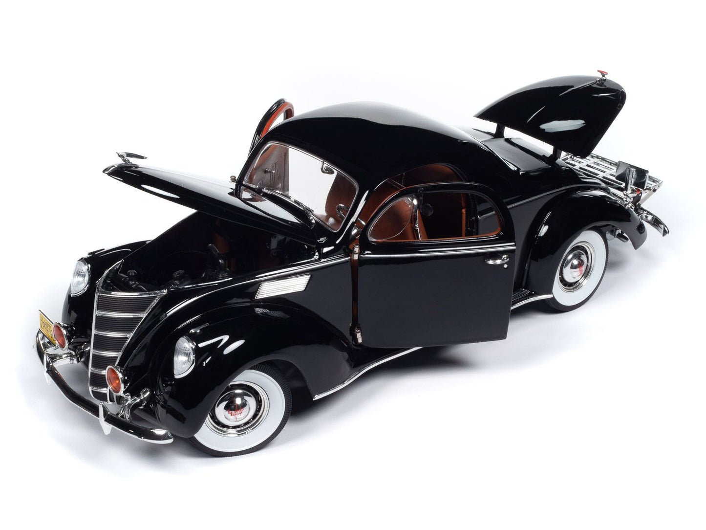 Auto World 1937 Lincoln Zephyr V-12 - Gloss Black with Red Interior (1:18)