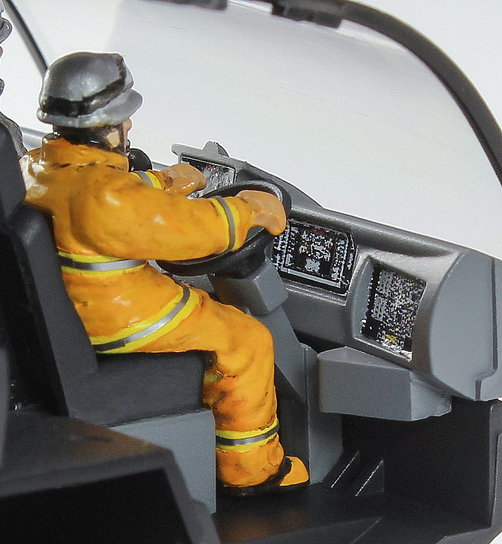 Hasegawa Rosenbauer Panther 6x6 Airport Crash Tender (1:72)