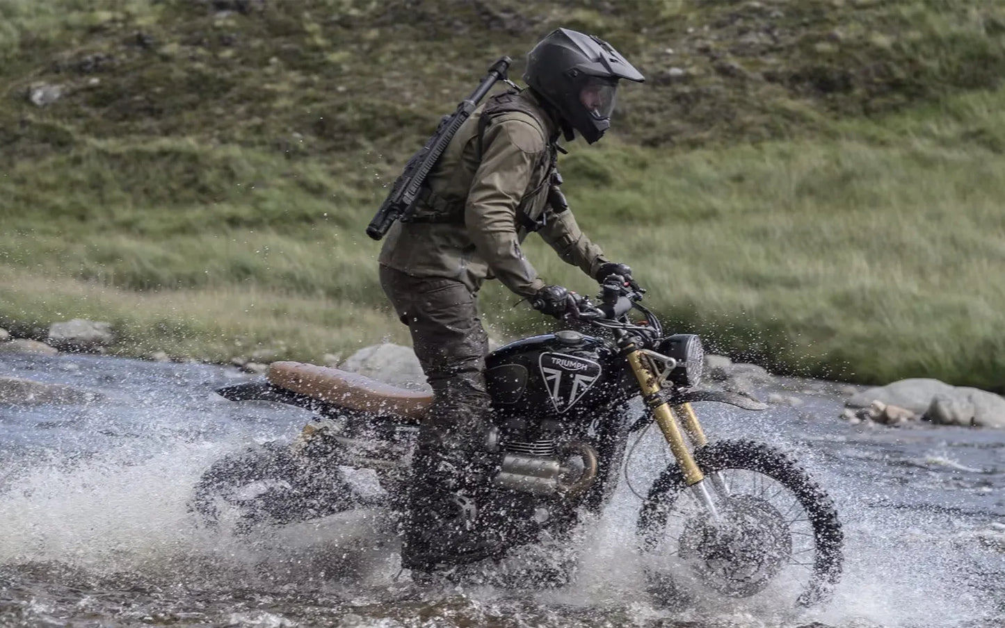 Corgi 007 James Bond "No Time to Die" Triumph Scrambler 1200XE (Norway) (1:12)