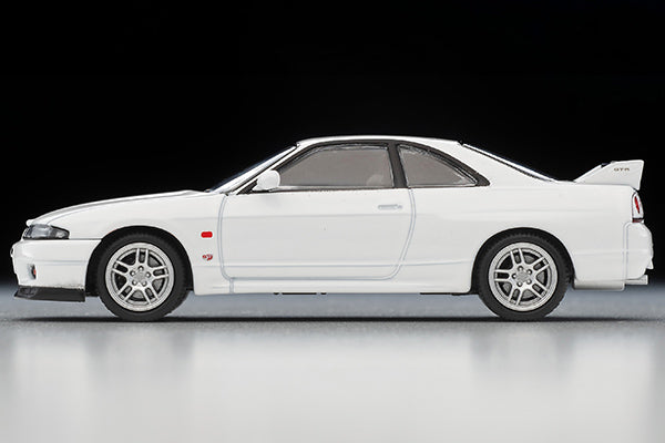 Tomica Limited Vintage Neo 1995 Nissan Skyline GT-R V-spec N1 (1:64)