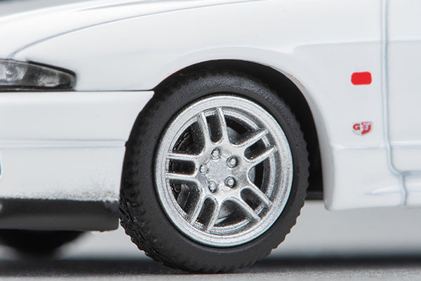 Tomica Limited Vintage Neo 1995 Nissan Skyline GT-R V-spec N1 (1:64)