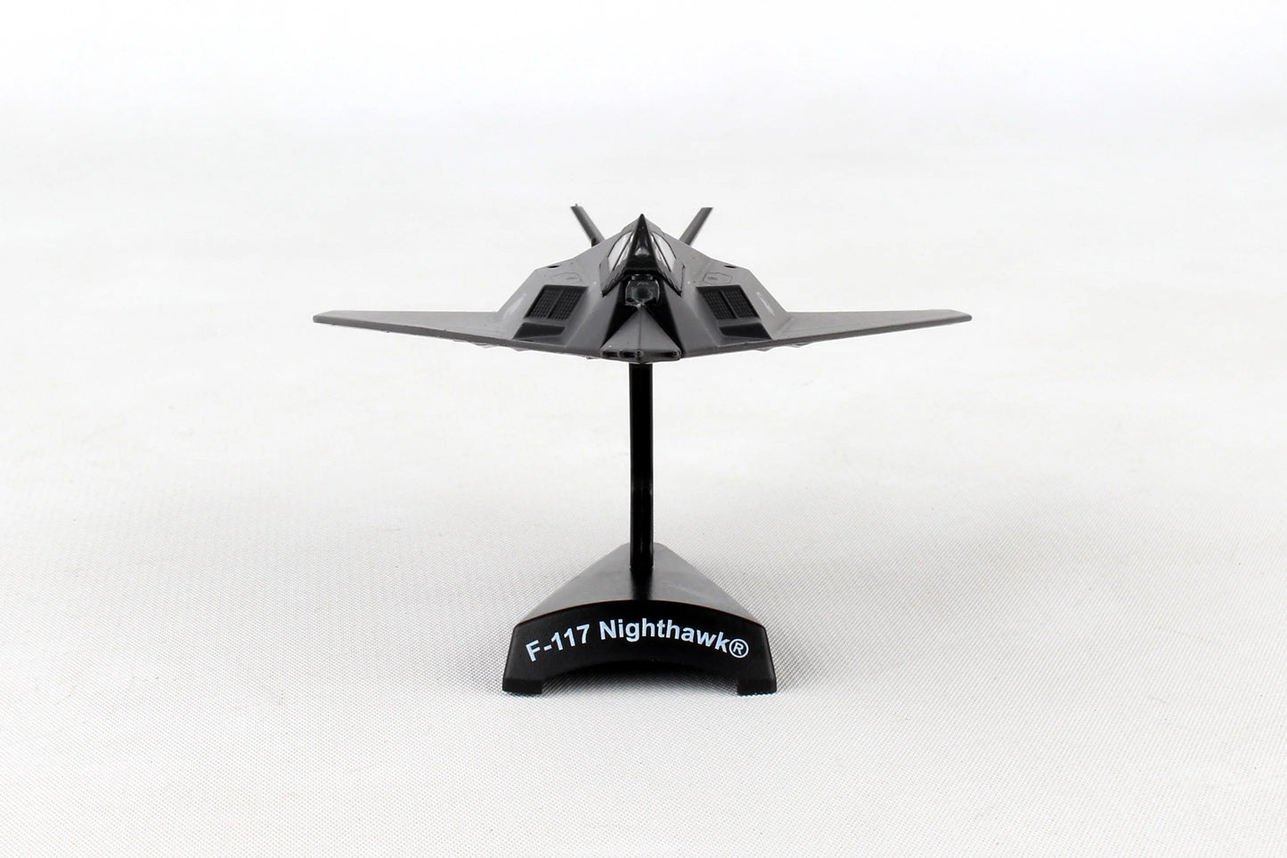 Daron Lockheed Martin F-117 Nighthawk (1:150)
