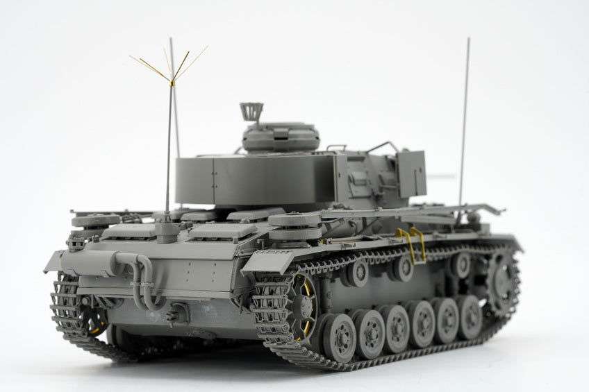 Border Model Pz.Bef.Wg.III Ausf.K with Schürzen (1:35)