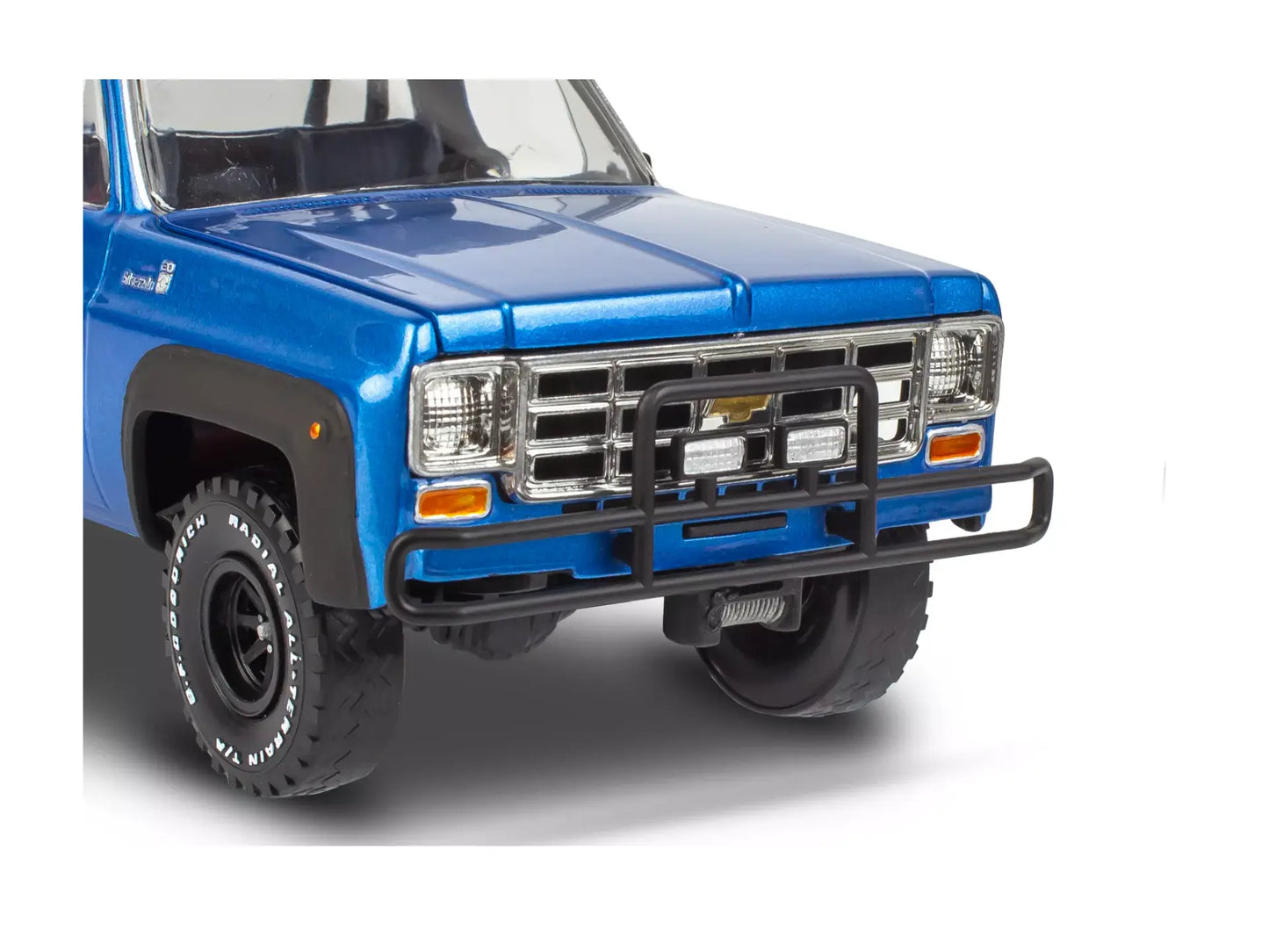 Revell 1978 Chevy Off-Road 4x4 with Malibu Grand Prix Virage & Trailer (1:25)