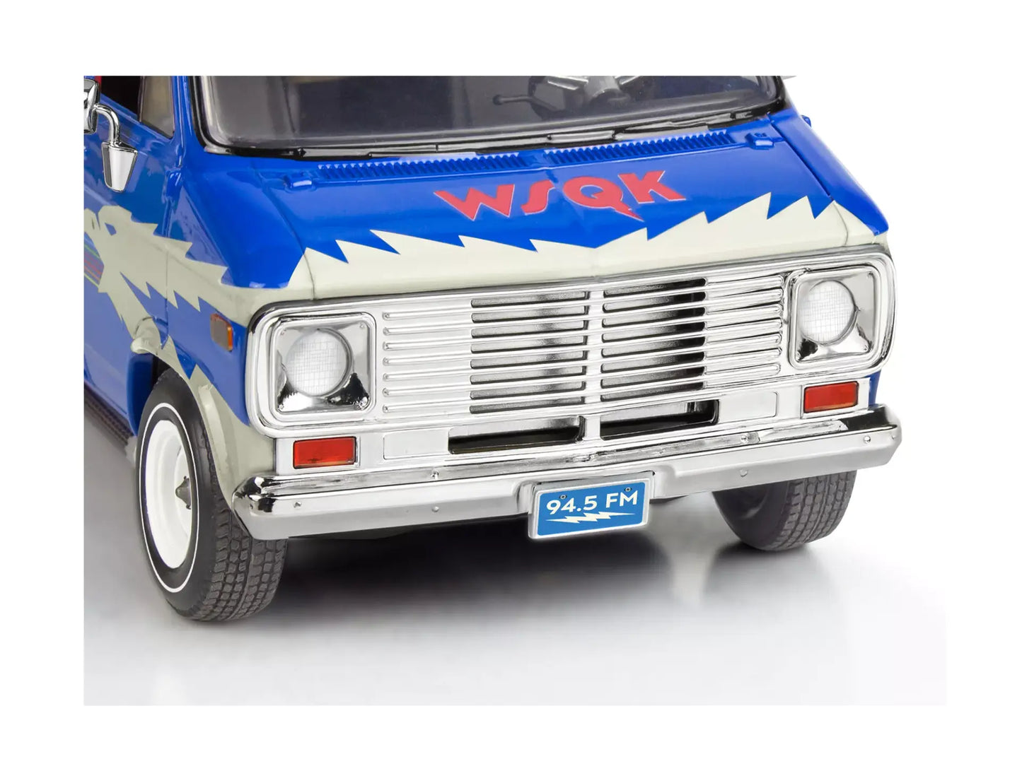 Revell Stranger Things 1977 GMC The Squawk Van (1:25)