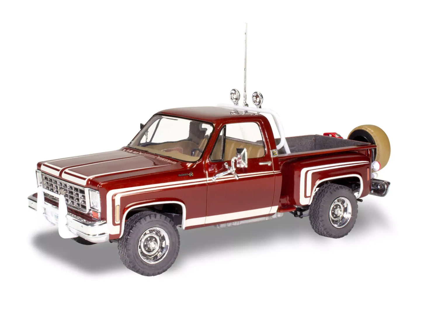 Revell 1976 Chevy Sport Stepside Pickup 4x4 (1:24)