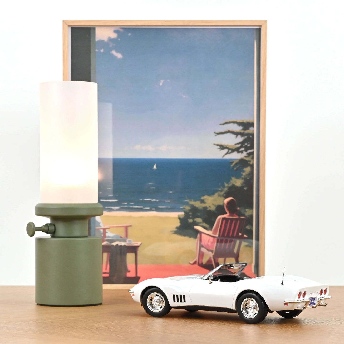 Norev 1969 Chevrolet Corvette Convertible - Can Am White (1:18)