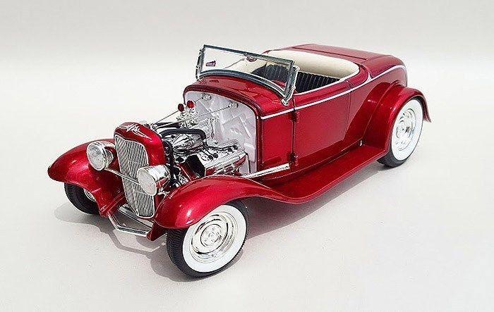 ACME Grand National Deuce Series 1932 Ford Roadster Release No. 5 - Red (1:18)