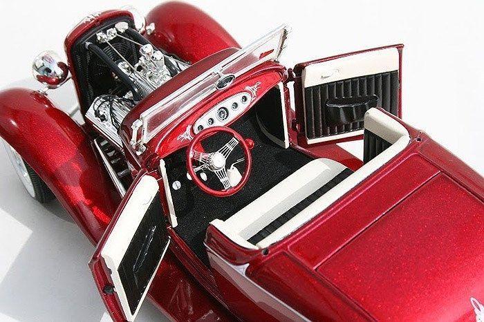 ACME Grand National Deuce Series 1932 Ford Roadster Release No. 5 - Red (1:18)