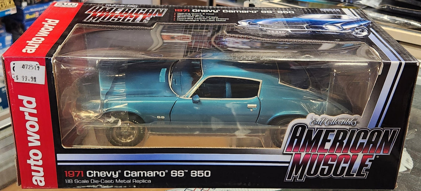 Auto World 1971 Chevy Camaro SS 350 (1:18)