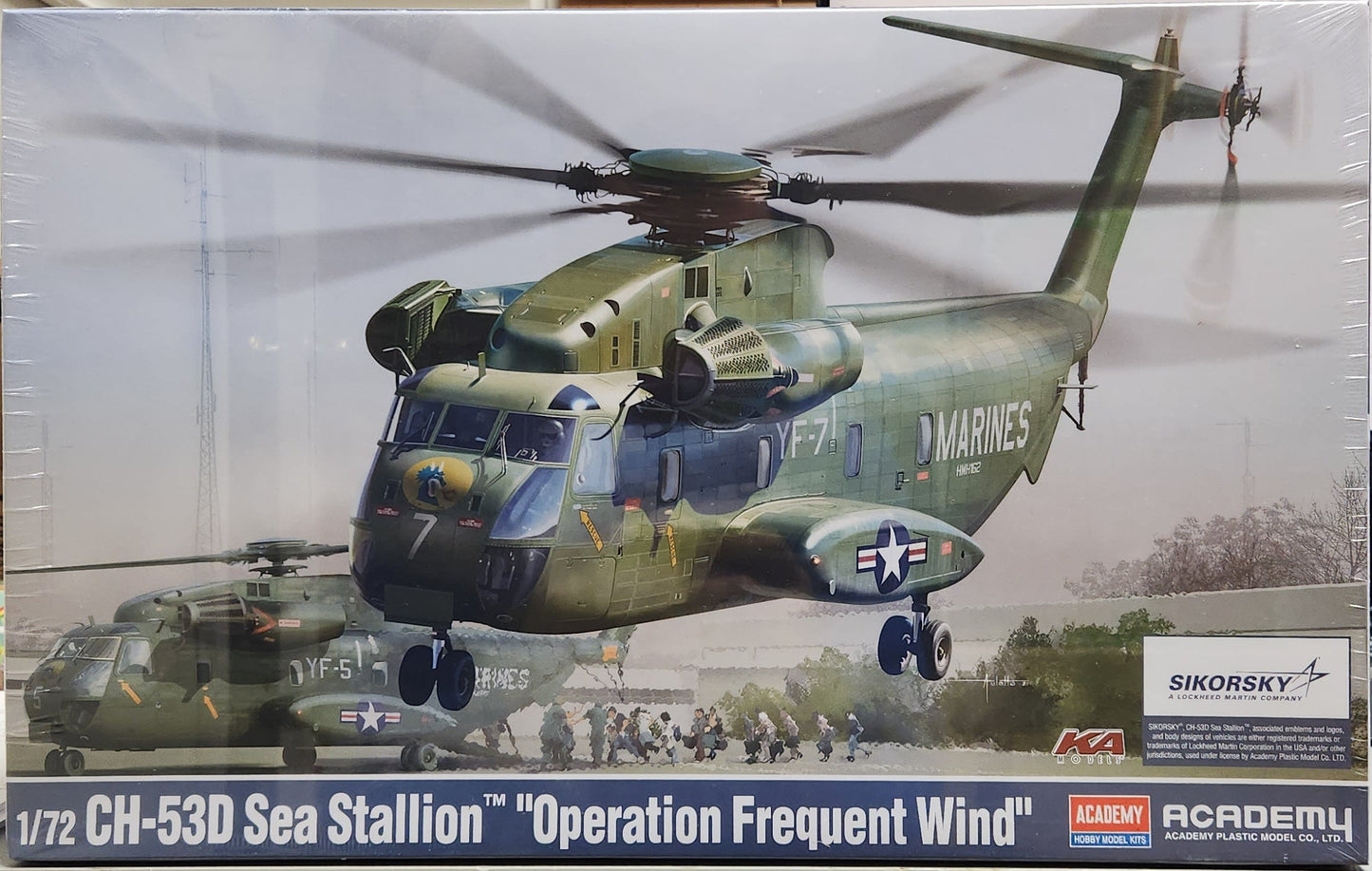 Academy CH-53D Sea Stallion "Operation Frequent Wind" (1:72)