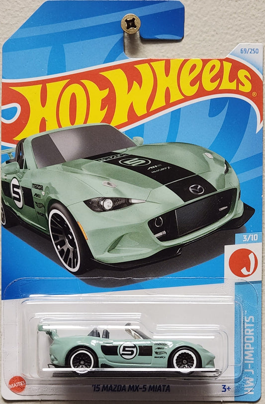 Hot Wheels HW J-Imports 2015 Mazda MX-5 Miata (1:64)