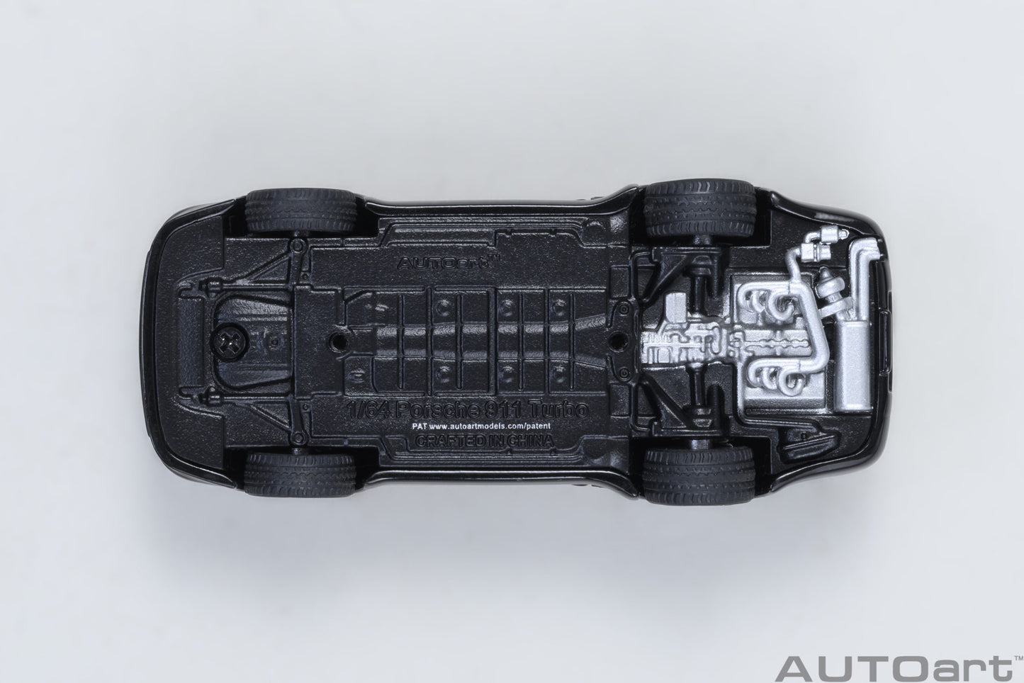 AUTOart Porsche 911(930) Turbo - Wangan Midnight "Blackbird" (Comic #1 Version) (1:64)