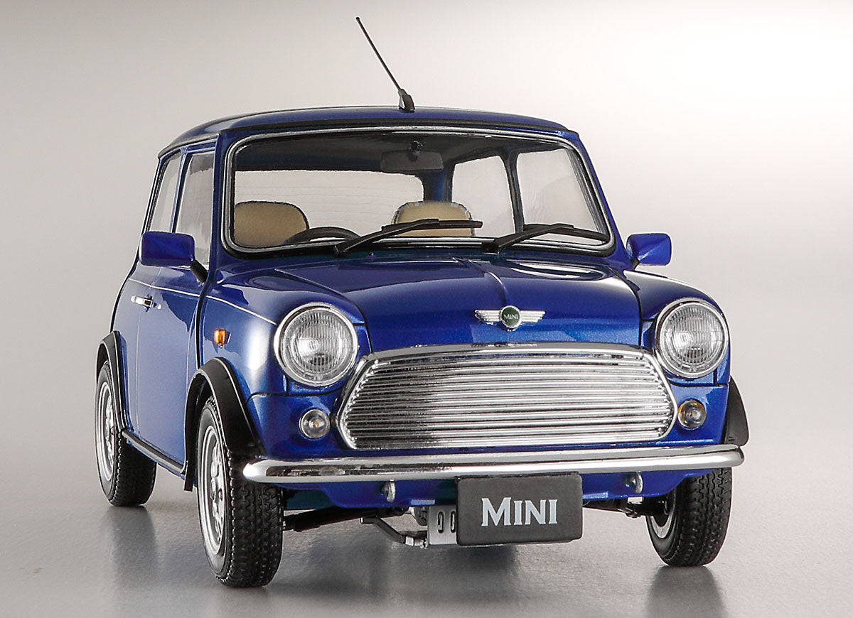 Hasegawa 1997 Mini Mayfair (1:24)