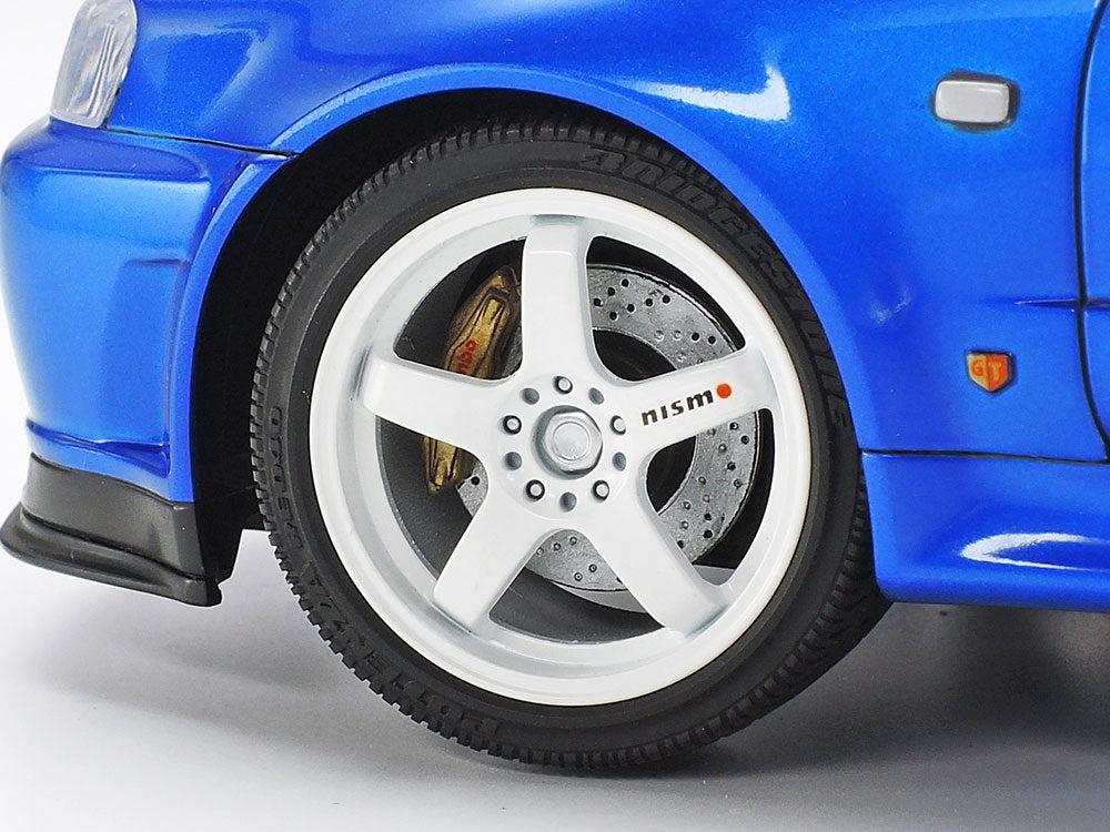 Tamiya Nissan Skyline GT-R V-Spec II (R34) (1:24)